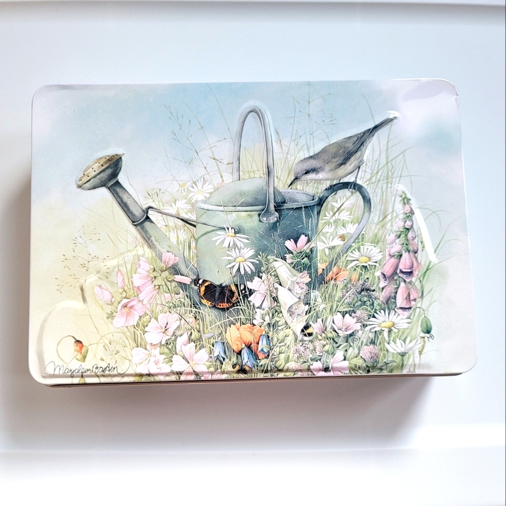 Nature's Sketchbook Marjolein Bastin by Hallmark Stationery Tin NWT